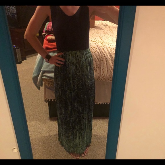 Navy and Green Maxi Dress - Picture 1 of 4